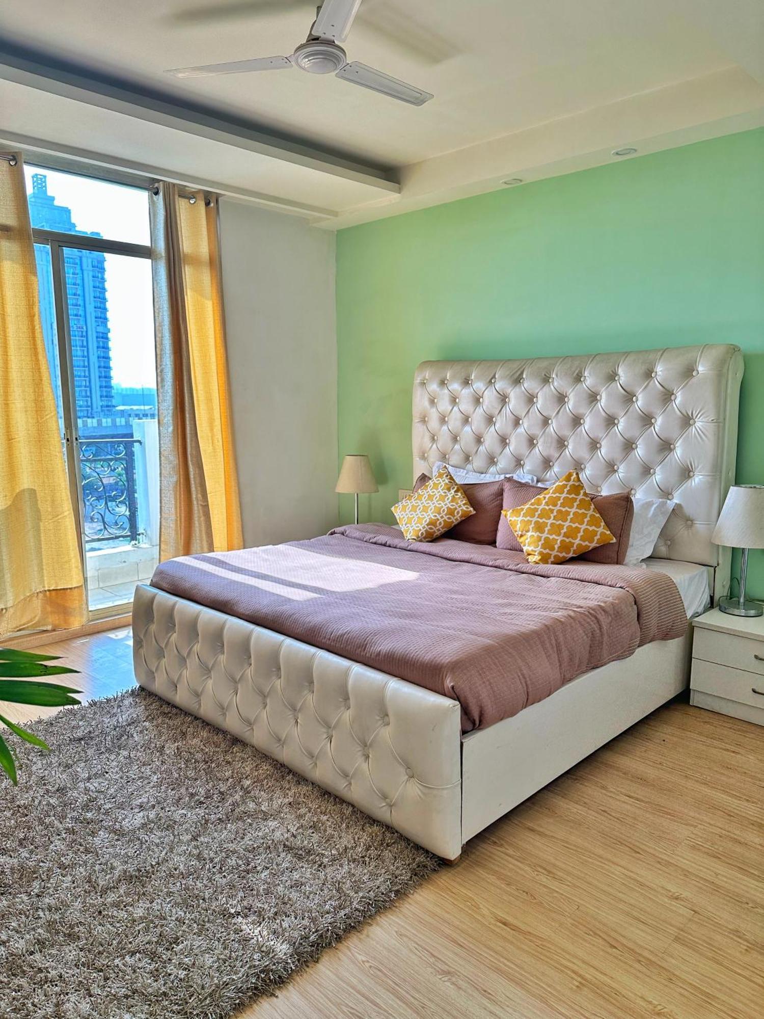 Flamingo Hotel Sector 67 I Studio Rooms I Gurgaon Exterior photo