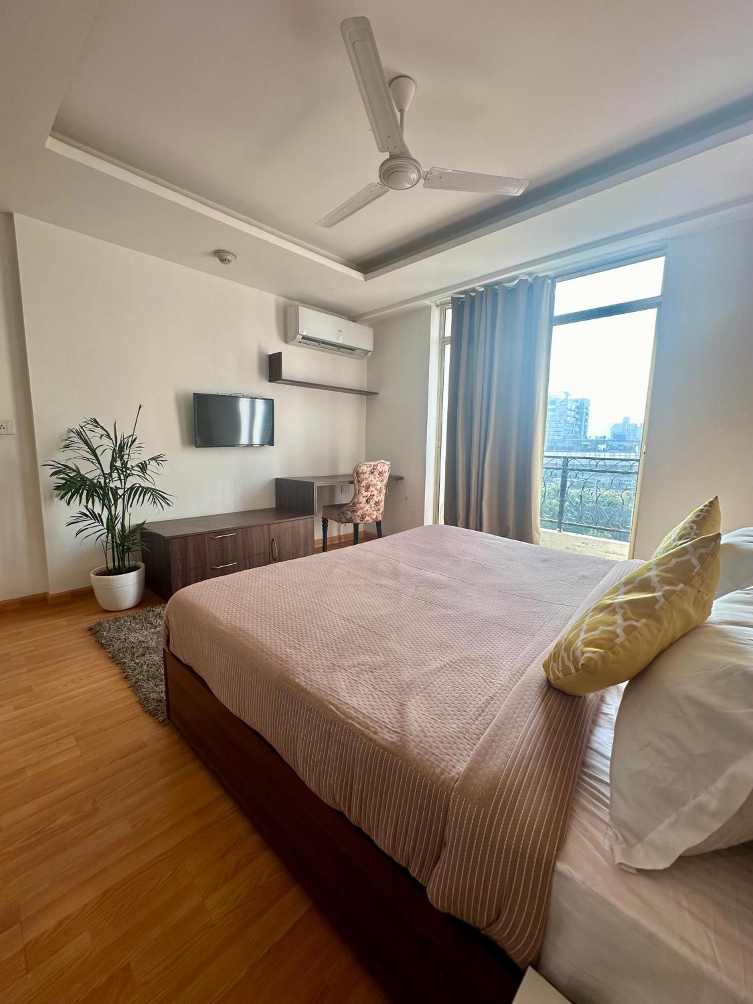 Flamingo Hotel Sector 67 I Studio Rooms I Gurgaon Exterior photo