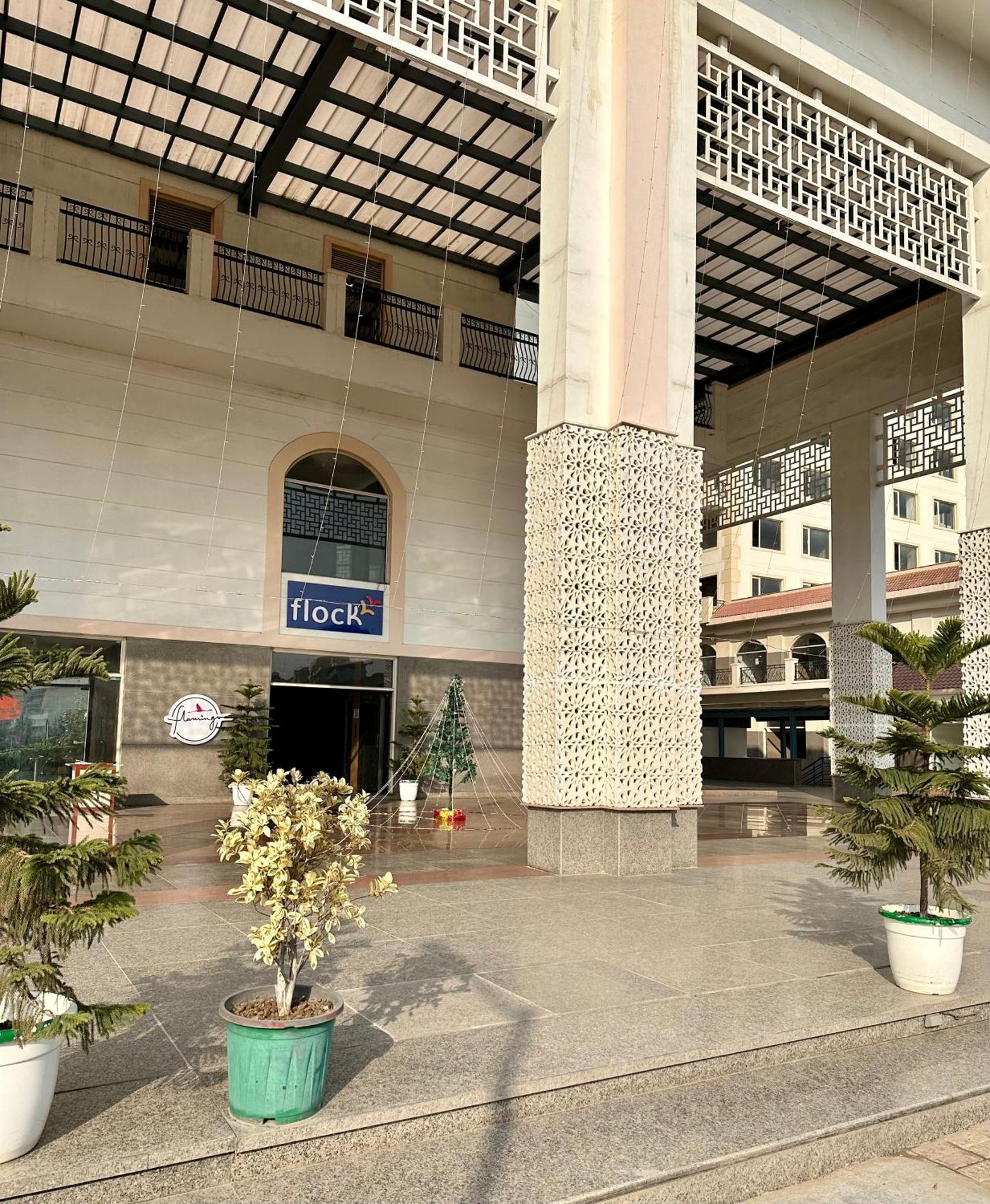 Flamingo Hotel Sector 67 I Studio Rooms I Gurgaon Exterior photo